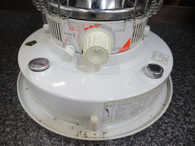 中古品 TOYOTOMI トヨトミ 石油ストーブ KRA-85C ダブルクリーン 開放