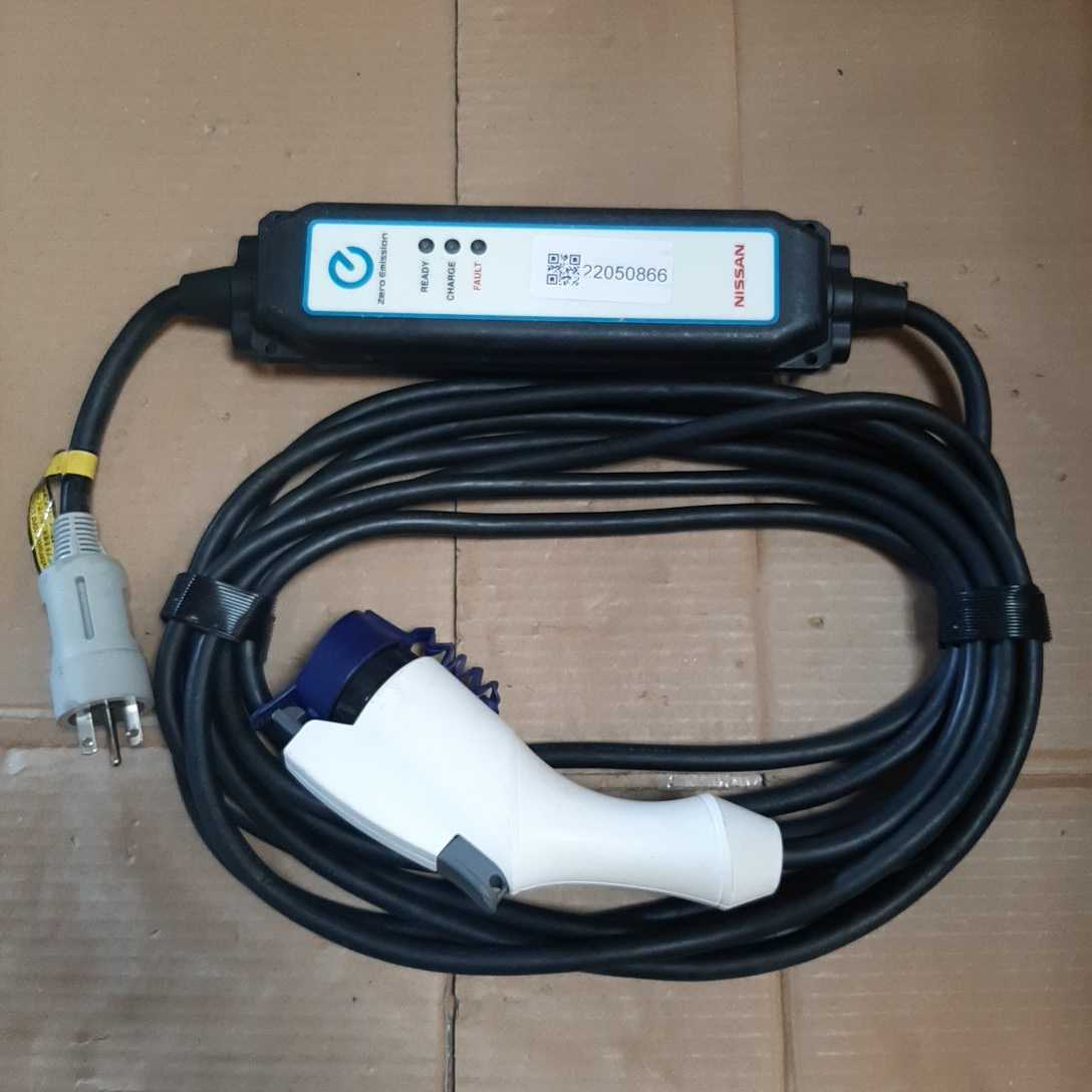 管理番号22050866) 日産リーフ充電コード 29690 3NK5E AZEO用 約7.5m