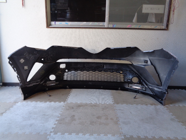 ⑪ C-HR フロントバンパー ZYX10 NGX50 52119-10410 TRD スポイラー