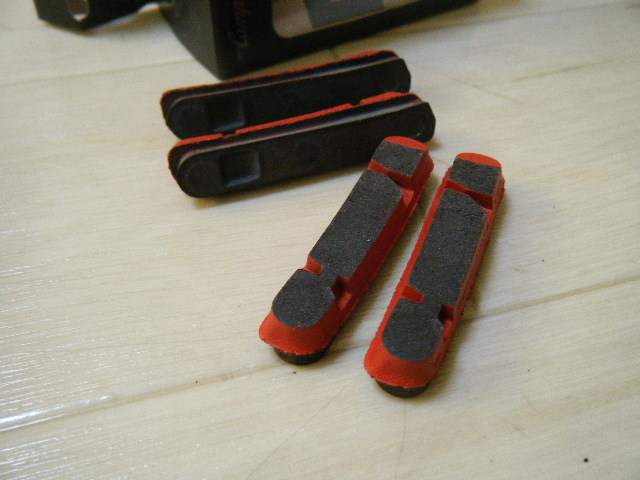 新品　カンパブレーキ用 　カンパニョーロ純正　カーボンホイール用ブレーキシュー　 BR-BO500 　前後セット