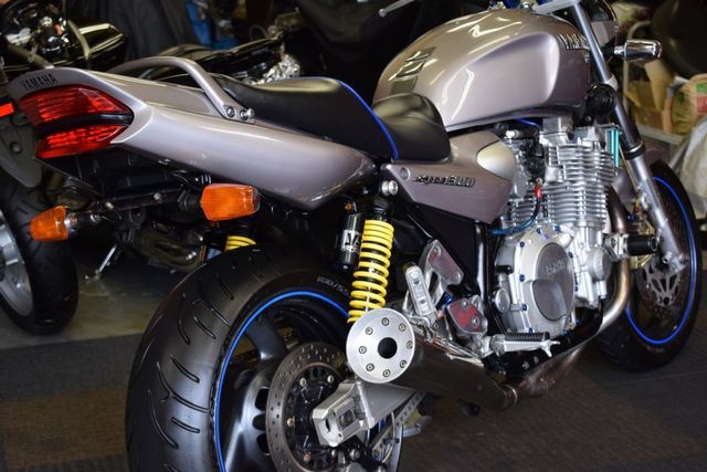 YAMAHA XJR1300 RP01J 車検R6年4月 ヨシムラDragサイクロンフルエキ 