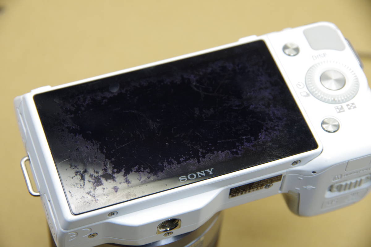 ☆ジャンク？☆ソニー SONY NEX-5N (白) + E 18-55mm OSS ※充電器