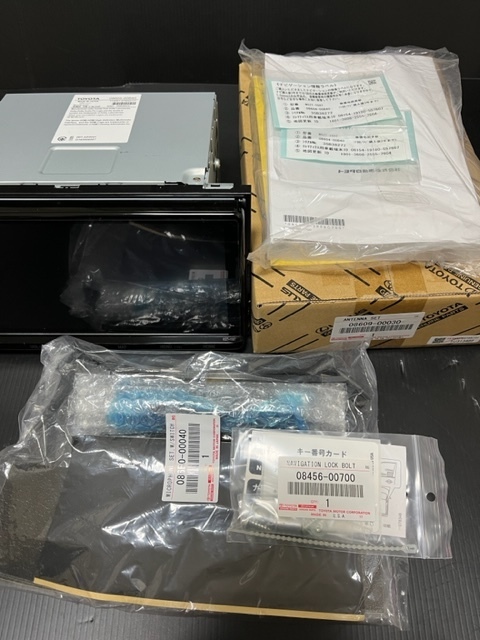 【新品パーツ多数】【2020年秋版】トヨタ ダイハツ純正 SDナビ NSZT-Y68T DVD/CD/SD/地デジ Bluetooth フルセグTV 08605-00B40
