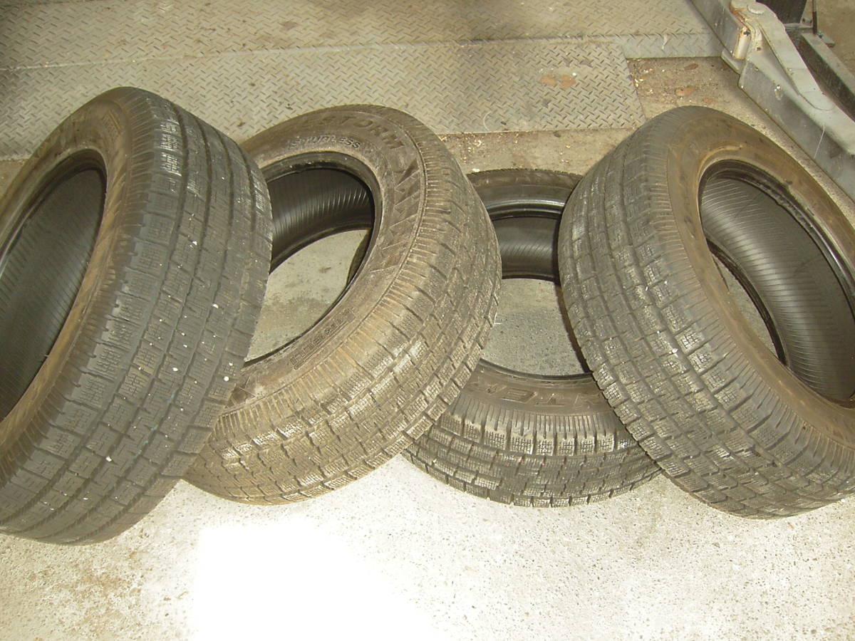 SALE，豊富な ピレリ ICESTORM 225/60R16 バリ山 深溝 8分 9分 4本セット(中古品)｜売買されたオークション情報、yahooの商品情報をアーカイブ公開 - オークファン 16インチ