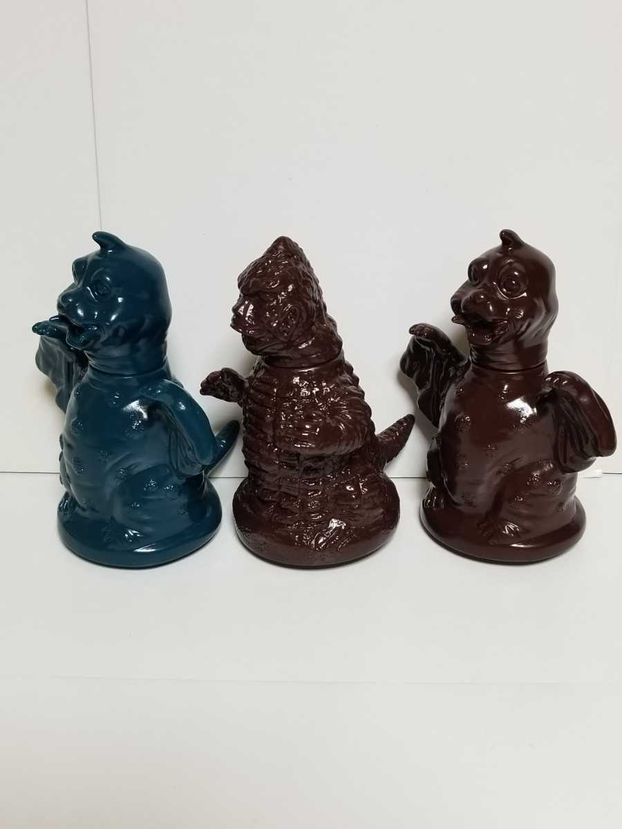 レッドキング & ペギラ 貯金箱 紺色 & 茶色成型 未塗装 非売品 M1号 ミニ