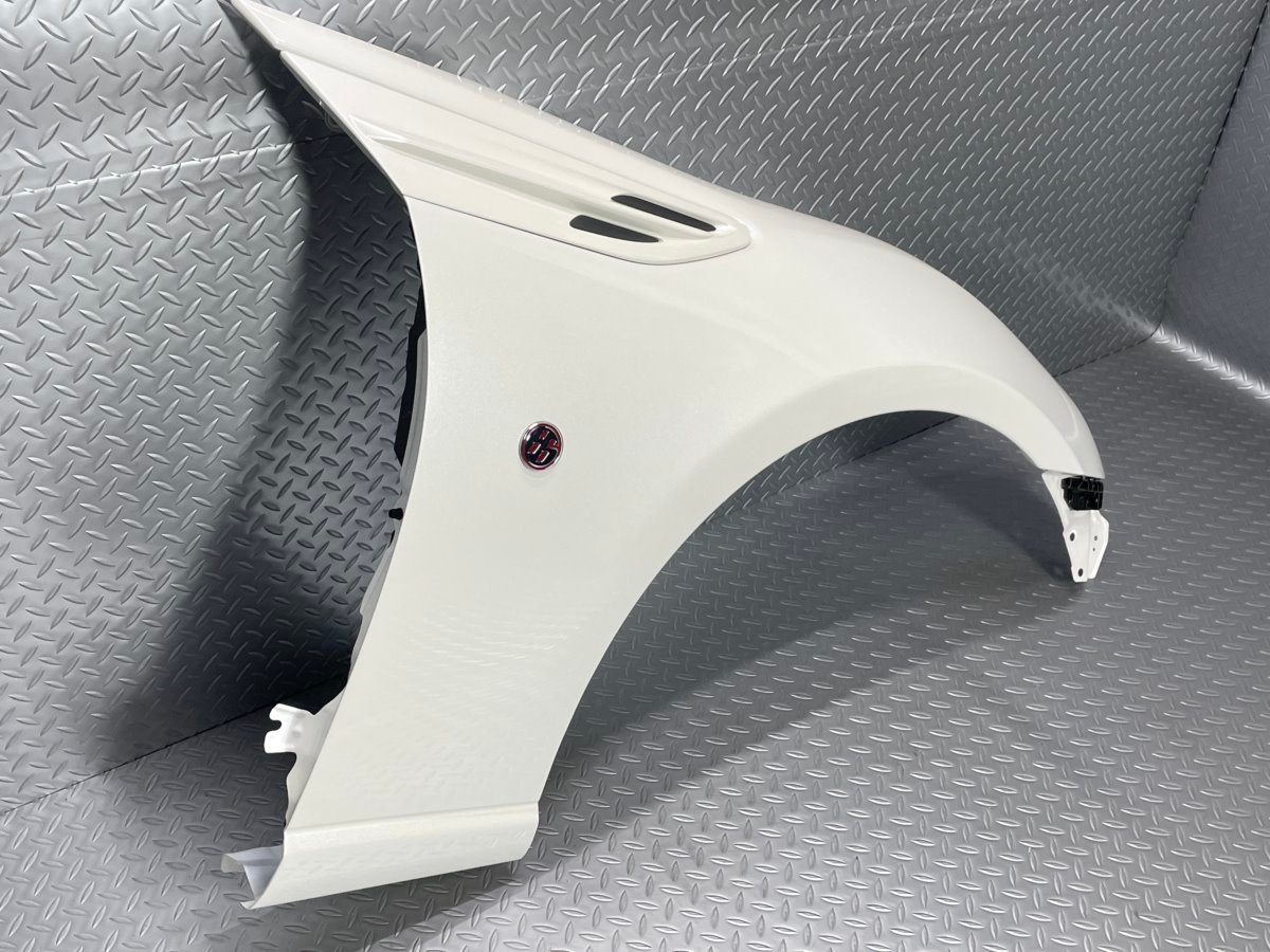 86 zn6 後期 フェンダーガーニッシュ 白 純正 hvf⑤