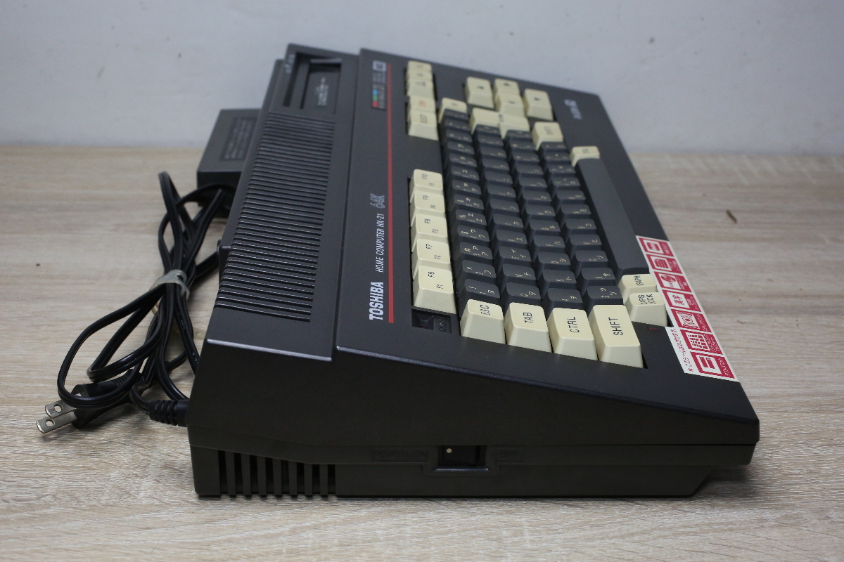 K1532あ □美品□ TOSHIBA MSX HX-21本体 パソピアIQシリーズ PASOPIA 
