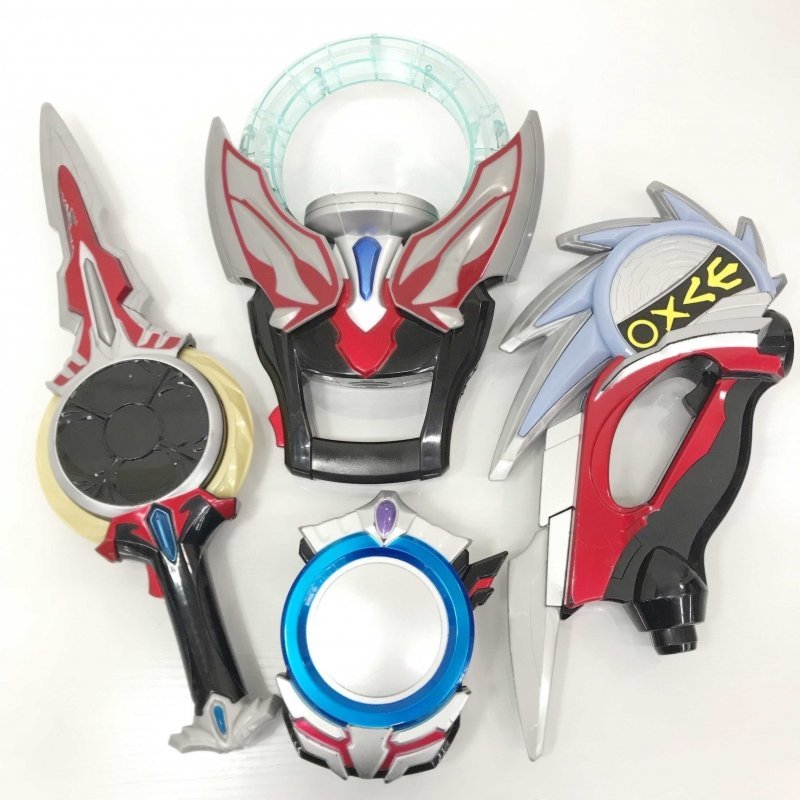 限定セール，人気SALE ＤＸオーブリング ＤＸオーブスラッシャー ＤＸオーブカリバー カードホルダー ４点セット カードなし ウルトラマンオーブ おも/219(ウルトラマン)｜売買されたオークション情報、yahooの商 ウルトラマン