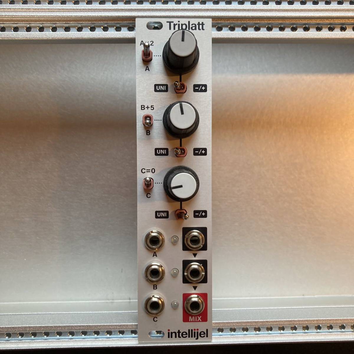 Intellijel / Triplatt モジュラーシンセ 【公式通販】