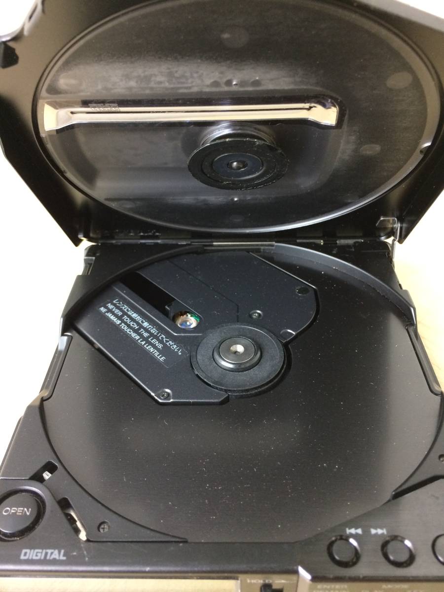 ジャンク】SONY D-250 CDコンパクトプレーヤー Discman ポータブル