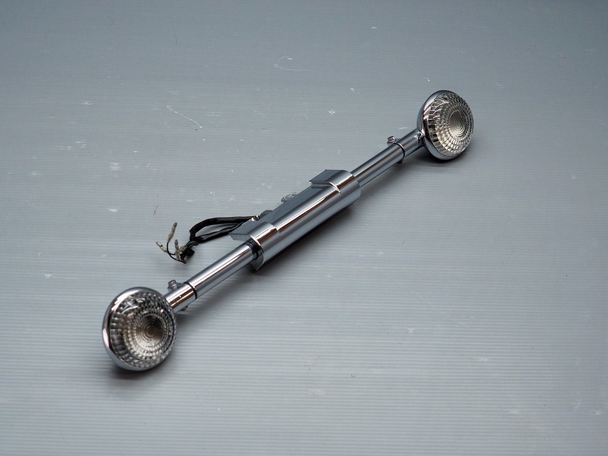 ★ドラッグスター400クラシック VH01J 純正 フロントウインカー (221122BD0074)