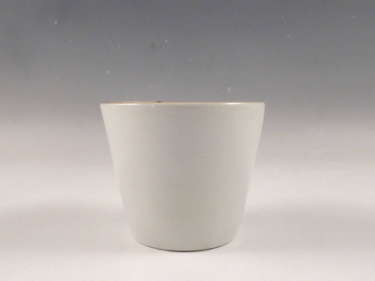 得価，HOT 栄 古伊万里 白磁 蕎麦猪口 無傷完品 江戸期 38kw213(白磁)｜売買されたオークション情報、yahooの商品情報をアーカイブ公開 - オークファン 伊万里、有田