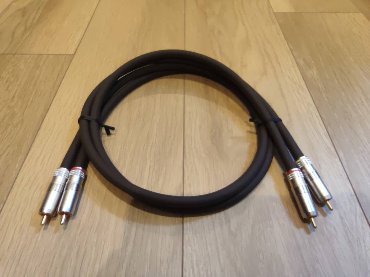 Accuphase SL-10 RCAケーブル 1m ×1ペアです。 Accuphase アキュフェーズ RCAケーブル ACCUPHASE 中古品・完動品