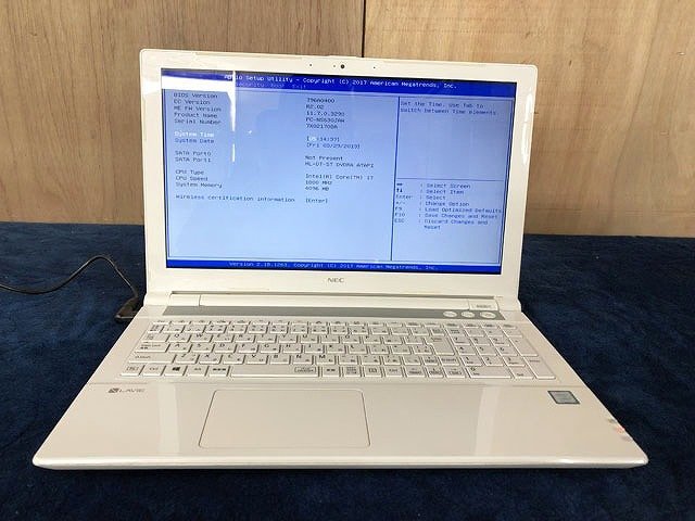 NEC 15.6型ノートパソコン NEC LAVIE N1566/ CAW-J パールホワイト