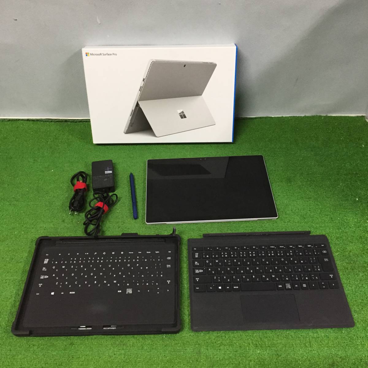 Microsoft Surface Pro 4 タブレット 1724 256GB シルバー 12.3インチ