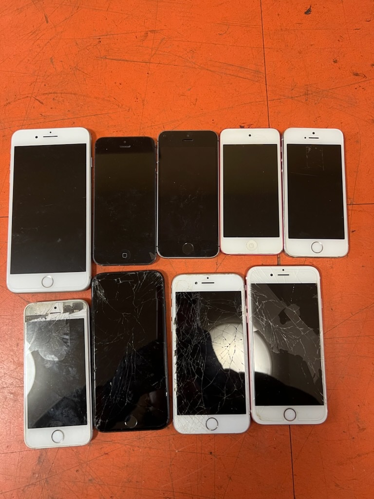 IPHONE 携帯電話　まとめて9点　A1429 A1723 A1421 A1453 A1779 A1688
