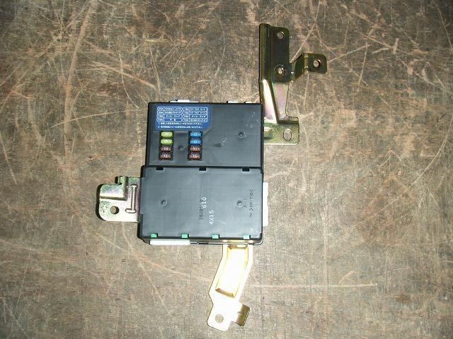 エルグランド CBA-E51 IPDMコントローラー 　純正品番284B0-WL610 管理番号AA0917