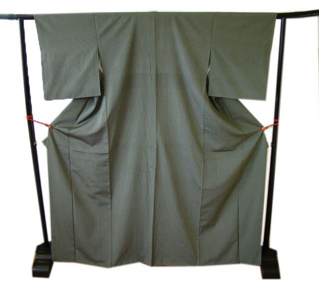 ★美品 ロング寸 着物通の貴女に 米沢紬（正絹）未使用＜TT1250＞★ 着物｜樹養紬｜響 グレー｜米沢織｜正絹｜単衣