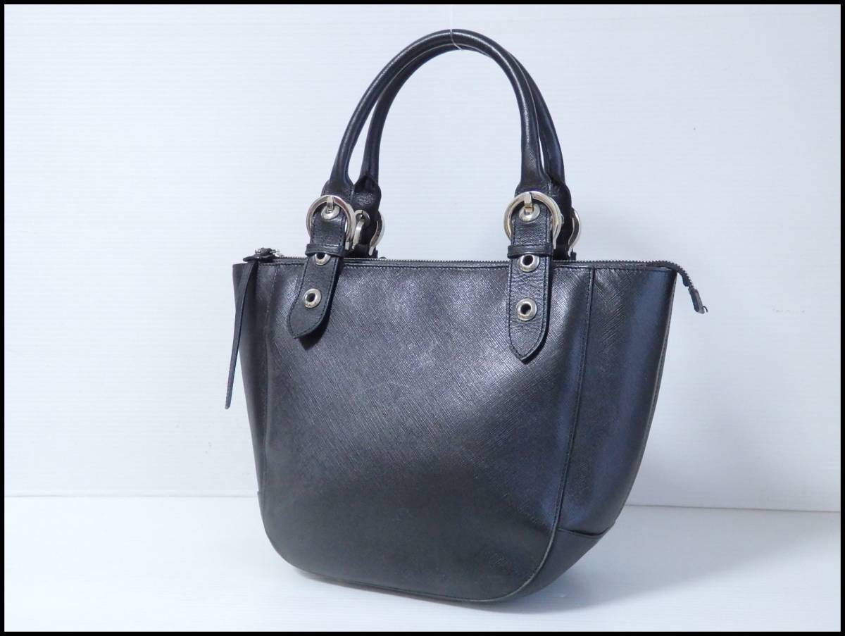 フェラガモ 本物 Salvatore ダブル 1円 本物フェラガモ□ヴァラ&frasl;ゴールド&frasl;ブラックレザー□ショルダー ＜本物 Ferragamo フェラガモ ハンドバッグ 黒系＞4.16.6　☆定形外発送OK☆　710円