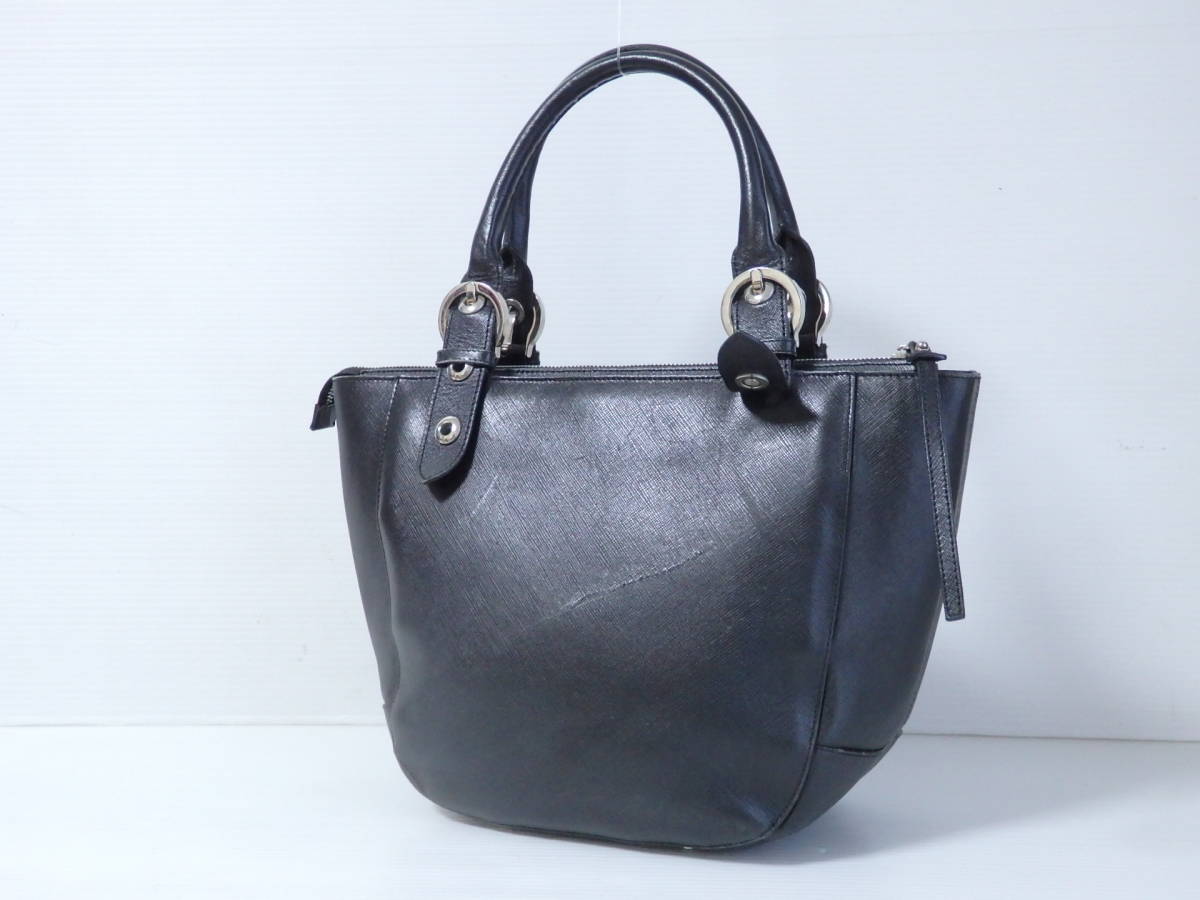 フェラガモ 本物 Salvatore ダブル 1円 本物フェラガモ□ヴァラ&frasl;ゴールド&frasl;ブラックレザー□ショルダー ＜本物 Ferragamo フェラガモ ハンドバッグ 黒系＞4.16.6　☆定形外発送OK☆　710円