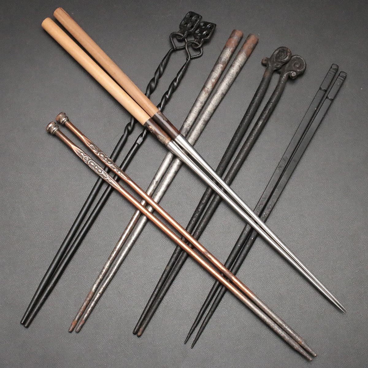 HX055 時代物 鉄火箸・鉄炉火箸 六膳 総重474g・水牛装飾木柄