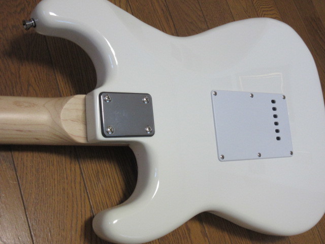 ストラトキャスター、PLAYTECH プレイテック 、ST250SSH Rose White