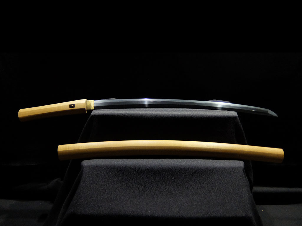 長脇差 刃長52.8cm 緻密に鍛えられた美しい地鉄 素晴らしい備前伝刃文 Y528MNKB