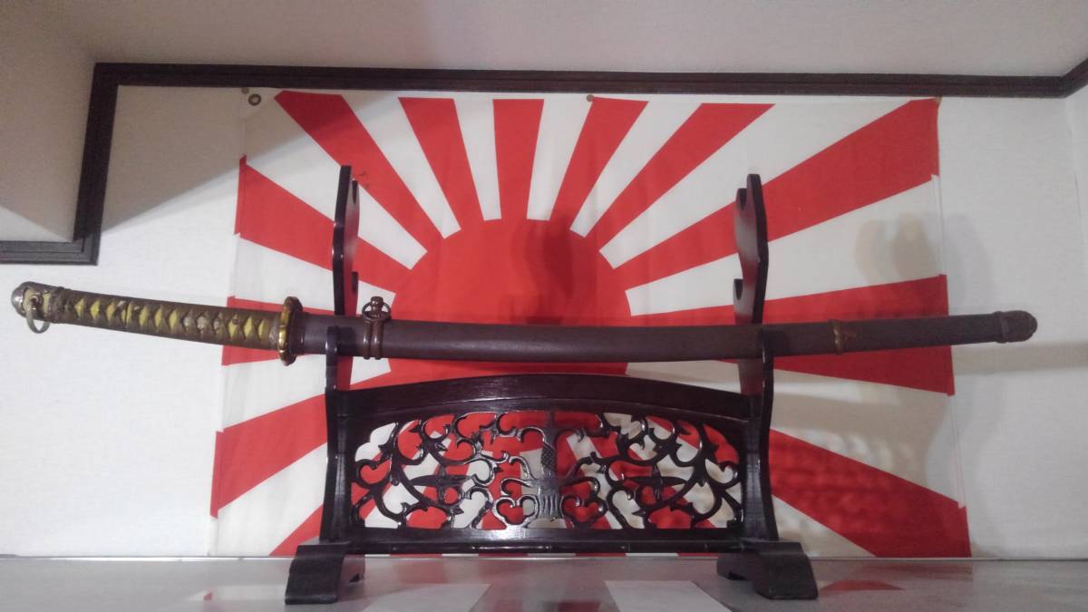 奉献刀 同銘所載品 御賜 靖国刀匠 昭和十九年十一月吉日/奉献大物忌神社大前 靖繁 旧大日本帝国陸軍拵え入り(刀、太刀)|売買された ...