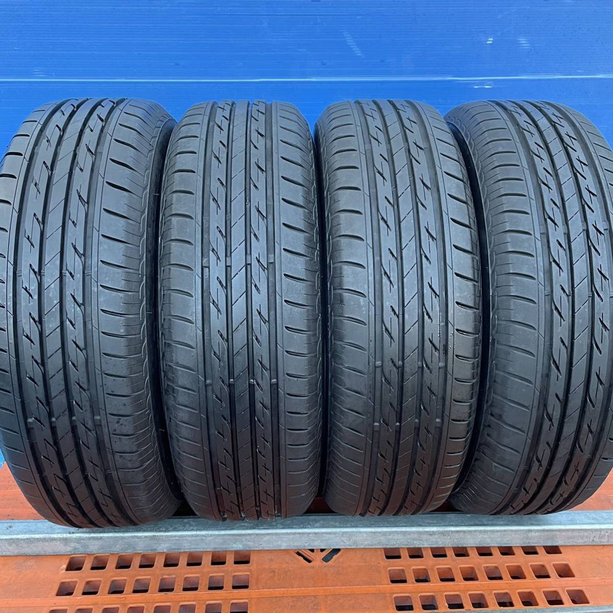 195/65R15 ブリヂストン NEXTRY 195/65/15 サマータイヤ 3本2020年製造1本