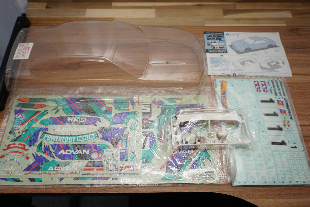 タミヤ HKSスカイライン GT-R 1⁄10 タミヤ スカイライン R32 Gr.A