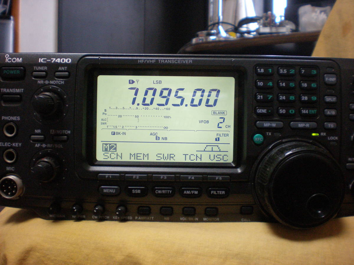 アイコム IC-7400 HF＆50、144オールモードトランシーバー IC