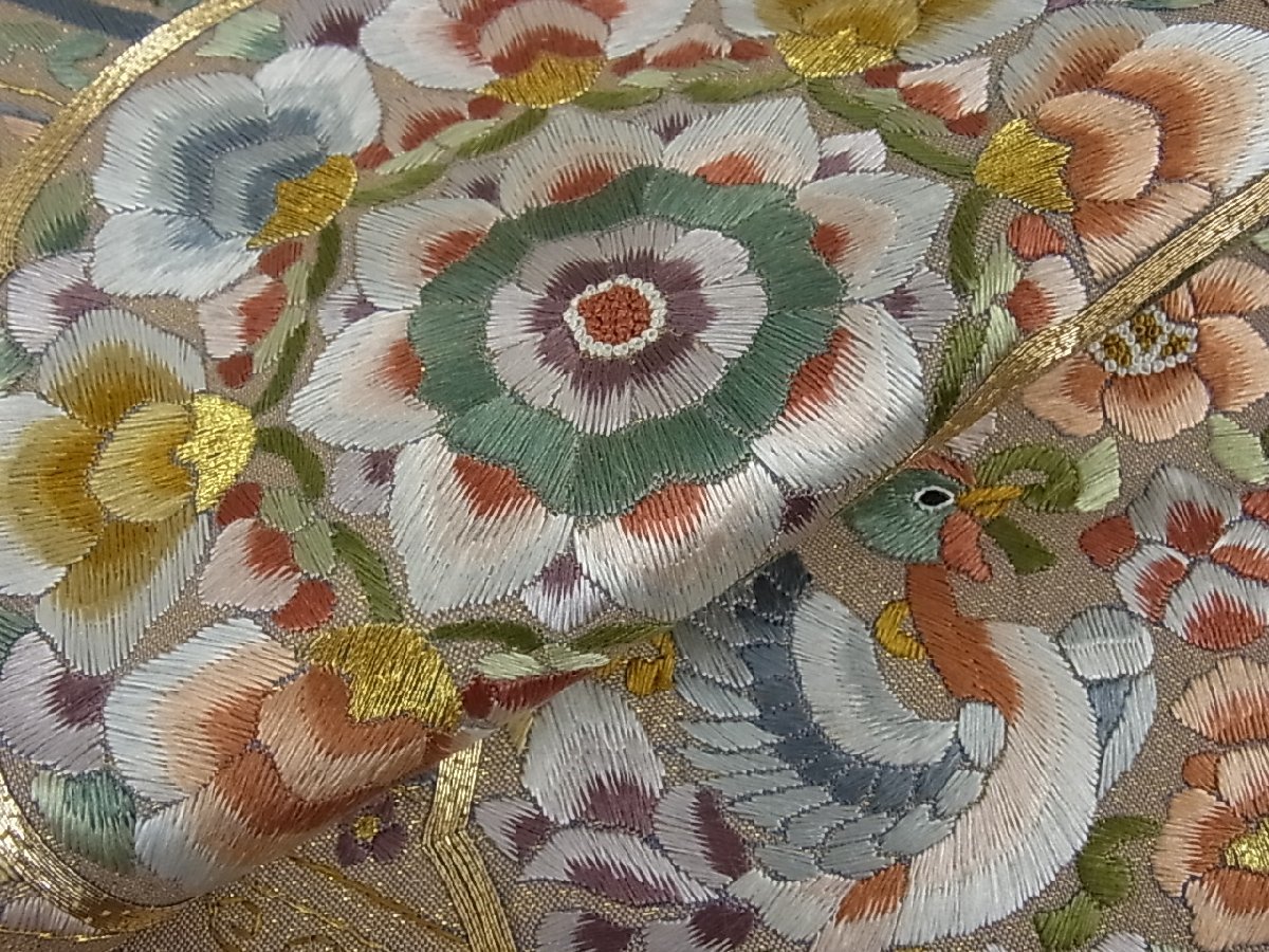 花美人着物■中国三大刺繍　総相良刺繍　総刺繍　六通太鼓柄袋帯　色紙重ね鳳凰花唐草文　舞蝶文　金銀糸　逸品　wb0041 総刺繍 中国三大刺繍 平和屋着物◎明綴 平和屋着物 ヤフオク！ベストストア受賞 メルカリ