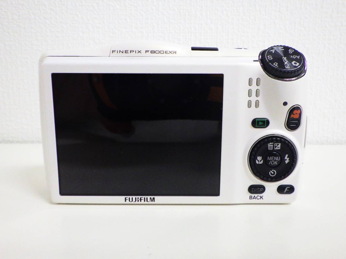 ♯4019【動作未確認】FUJIFILM 富士フィルム FINEPIX F800EXR ホワイト