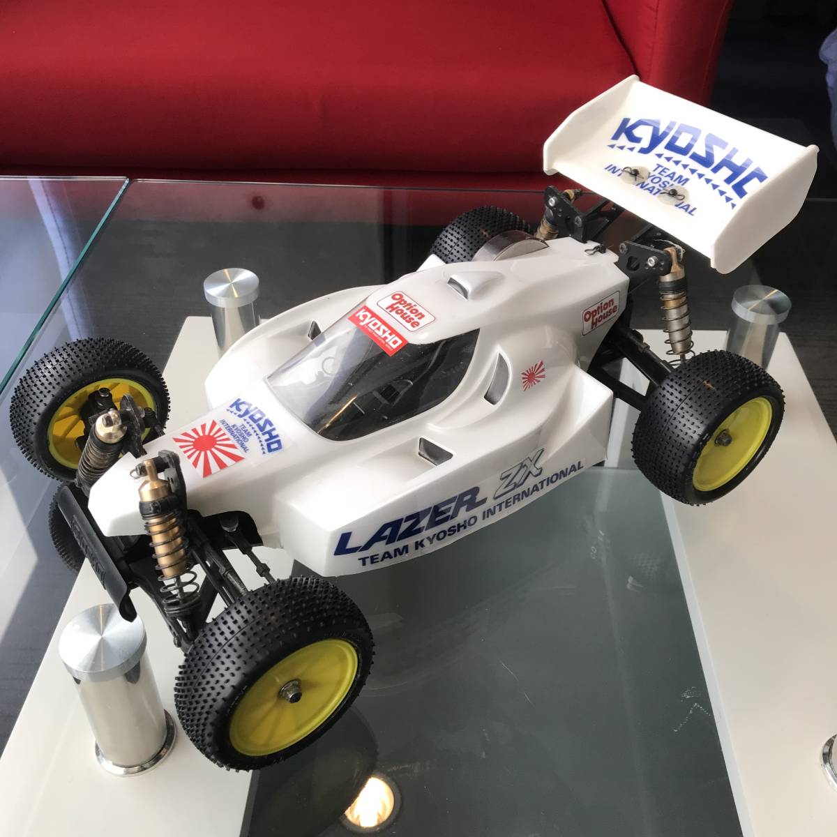 Yahoo!オークション - 1⁄10 京商 レーザーZX リプロボディ付き