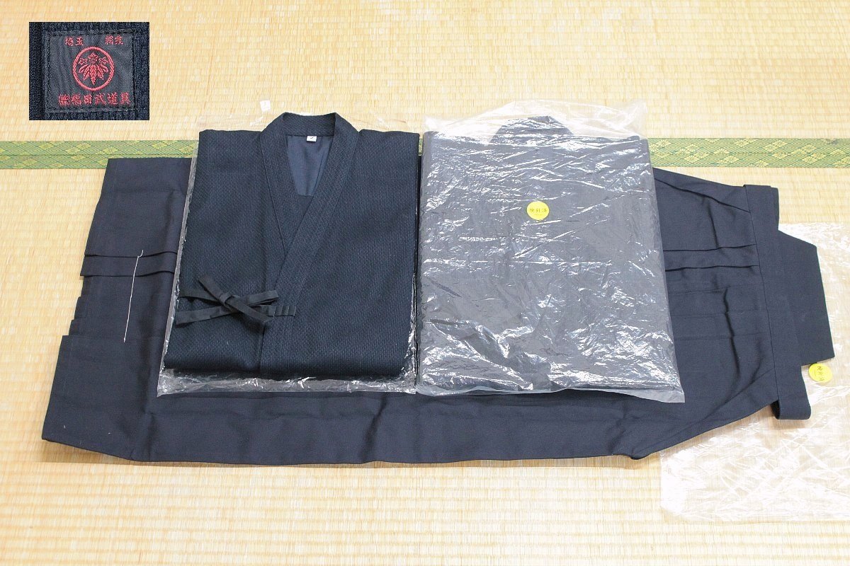 s5233◇剣道着2枚＋化繊袴◆未使用・美品◆165cmくらい女子など◆2号・95cm25号◆福田武道具など◆剣道