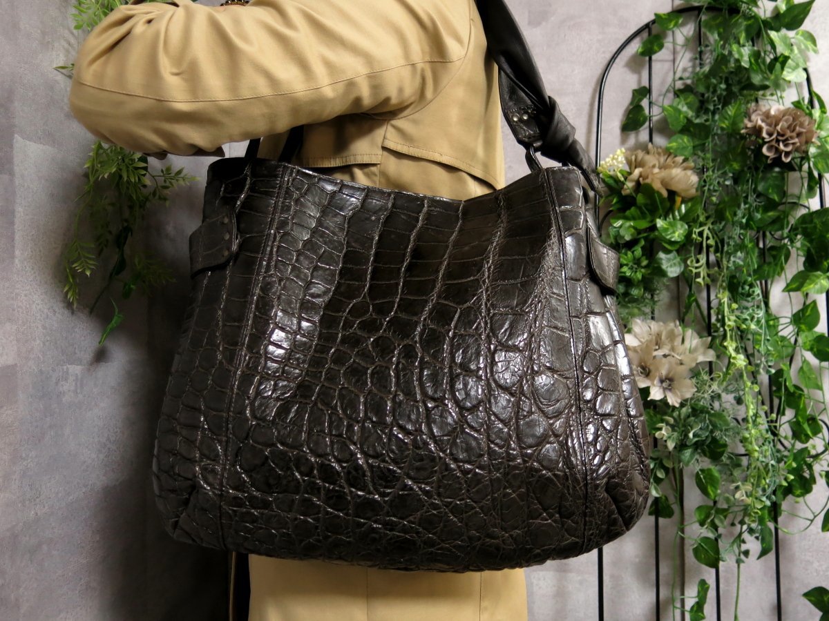 ○超美品○Bag Liore バグリオ○マット クロコダイル 本 ワニ 革 ○超美品○Bag Liore バグリオ○マット クロコダイル 本 ワニ 革