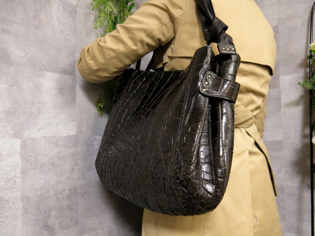 ○超美品○Bag Liore バグリオ○マット クロコダイル 本 ワニ 革 ○超美品○Bag Liore バグリオ○マット クロコダイル 本 ワニ 革