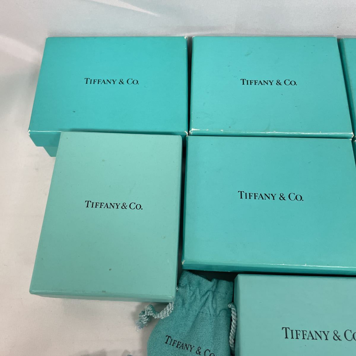 【正規品　中古】ティファニー空箱15点　保存袋26店計41点　おまとめ TIFFANY＆CO. ティファニー 空箱17個、巾着⁄保存袋16枚 価値がわかる方