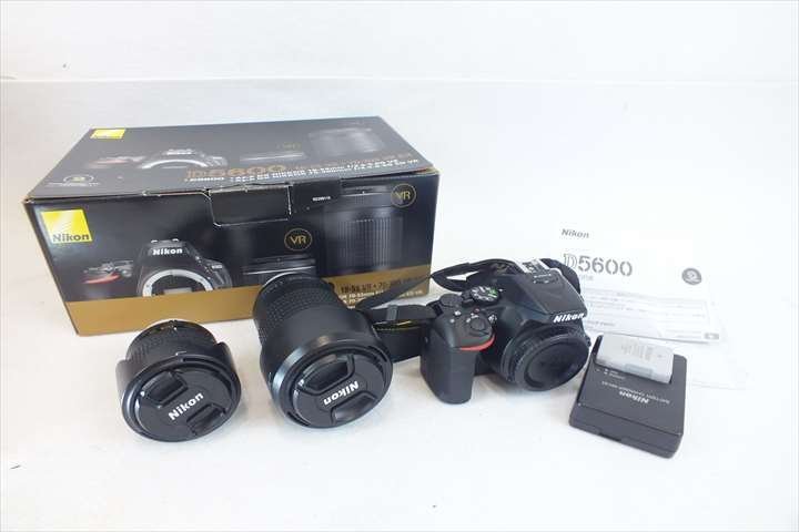☆ Nikon ニコン D5600 デジタル一眼レフ AF-P NIKKOR 18-55mm　1:3.5-5.6 G/ 70-300mm 1:4.5-6.3 G　 元箱付き 中古現状品 221207J6192