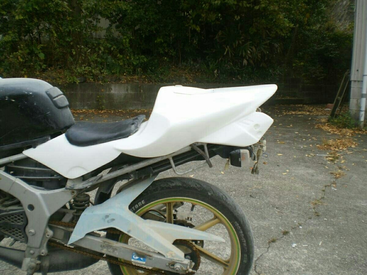 人気SALE，お買い得 FRP製 NS-1用 CBR1000RRタイプ シート(リア)｜売買されたオークション情報、yahooの商品情報をアーカイブ公開 - オークファン ホンダ用