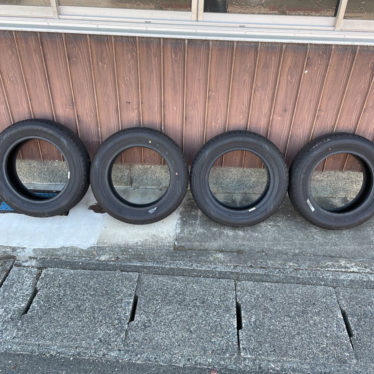 【000】タイヤ 4本セット ダンロップ DUNLOP ENASAVE EC300 165/65R14