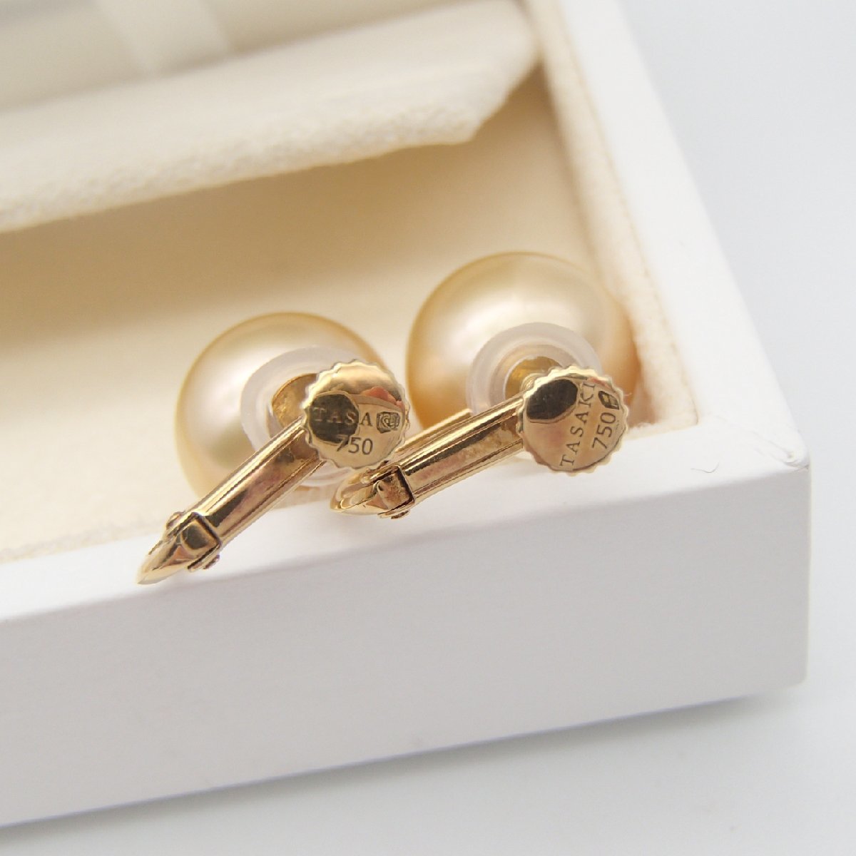 ◎TASAKI タサキ イヤリング / K18 750 約7.0g 丸玉11.8㎜ 11.6