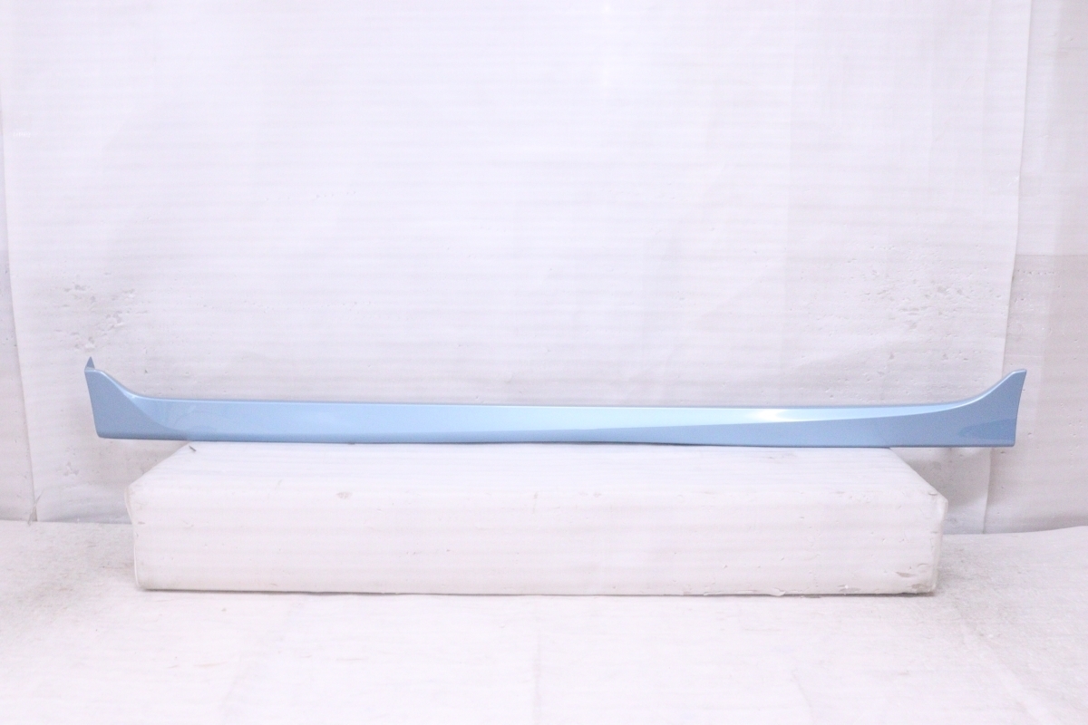 31-1239★未使用品★純正OP★E12 ノート 左サイドステップ★G6852-3VA ソニックブルー RBE 純正オプション★日産 (YM)
