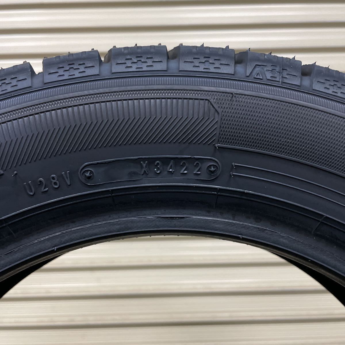 グッドイヤー スタッドレスタイヤ アイスナビ7 155/65R14 75Q 4本セット 2022年製 未使用品　軽カー等 155&frasl;65R14 0 グッドイヤー : 3ヶ月使用のみ 4本
