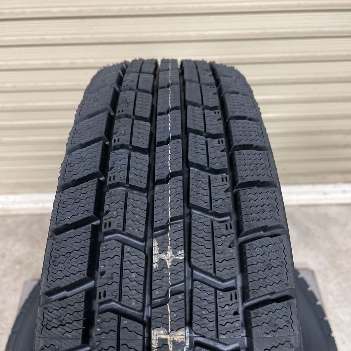 グッドイヤー スタッドレスタイヤ アイスナビ7 155/65R14 75Q 4本セット 2022年製 未使用品　軽カー等 155&frasl;65R14 0 グッドイヤー : 3ヶ月使用のみ 4本