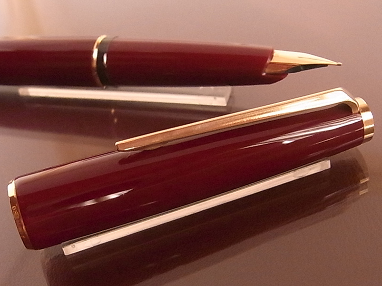 1970年代】 モンブラン 320 万年筆 14K EF ニブ ボルドー モンブラン