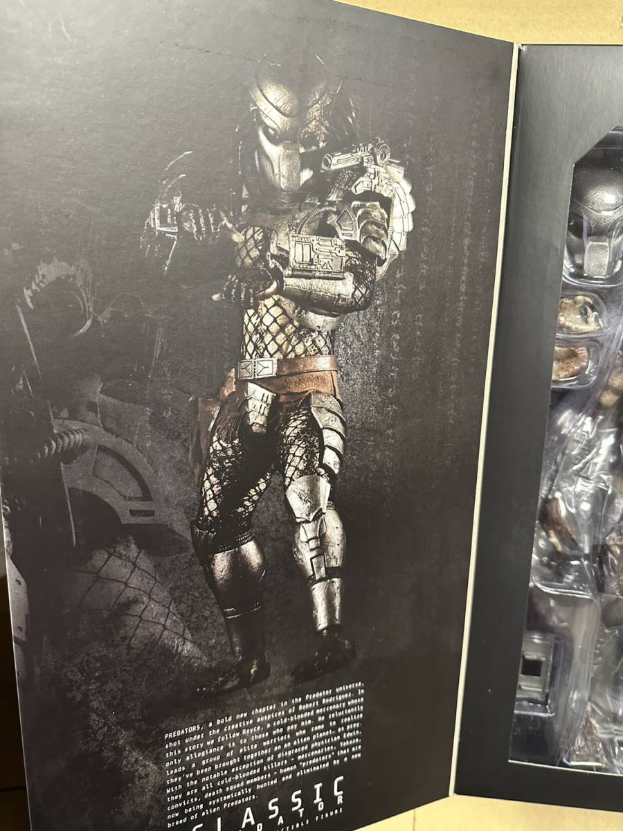 1/6 Hot Toys ムービー・マスターピース プレデター クラシック