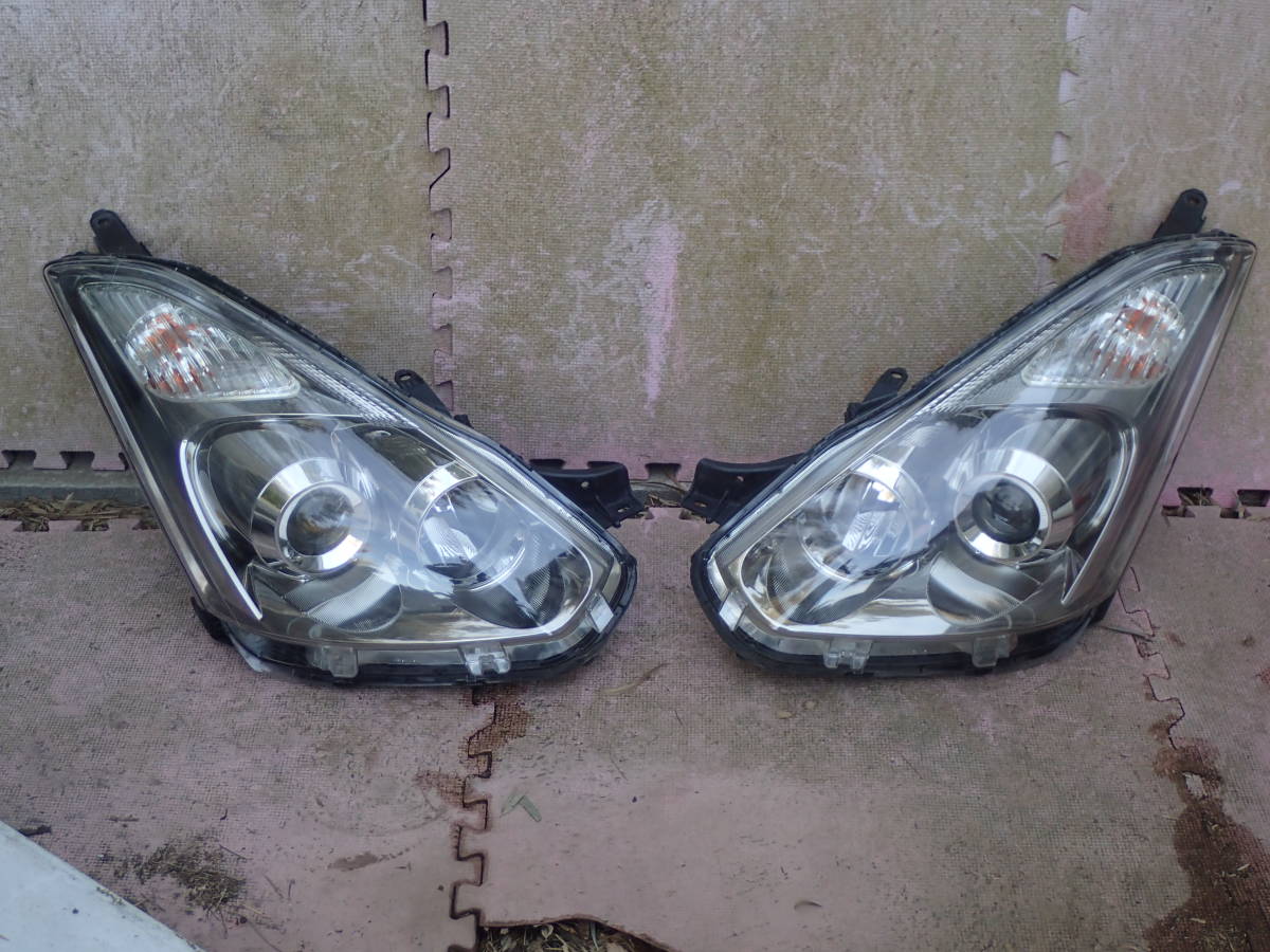 中古品/コーティング済】★ウィッシュ★ZNE10★後期★ヘッドライト★左右セット★HID★②