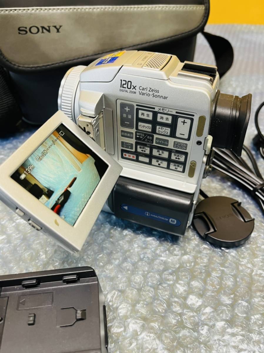 ☆SONY デジタルビデオカメラ DCR-PC110 miniDV ハンディカム☆ DCR