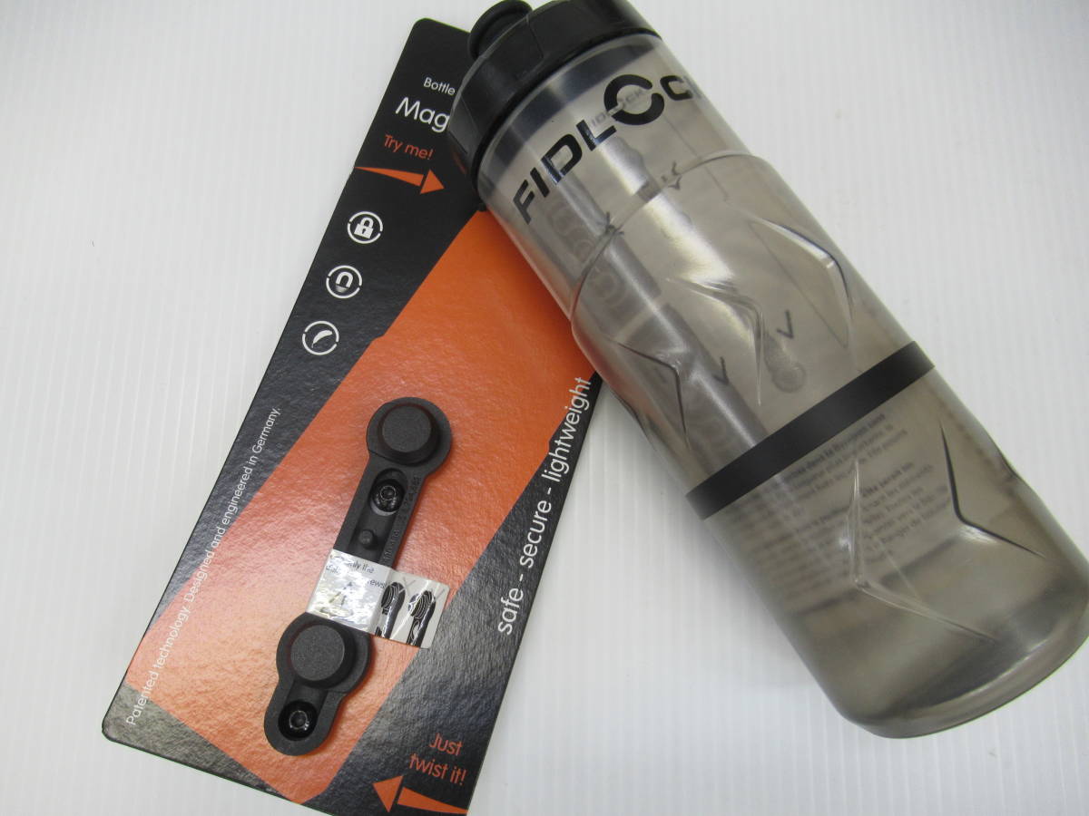 FIDLOCK　マグネット式　ボトルケージ/ボトル600ml　セット　
